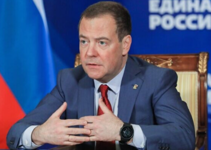 Medvedev diz que "EUA não mandam no mundo e sanções apenas consolidarão a Rússia"