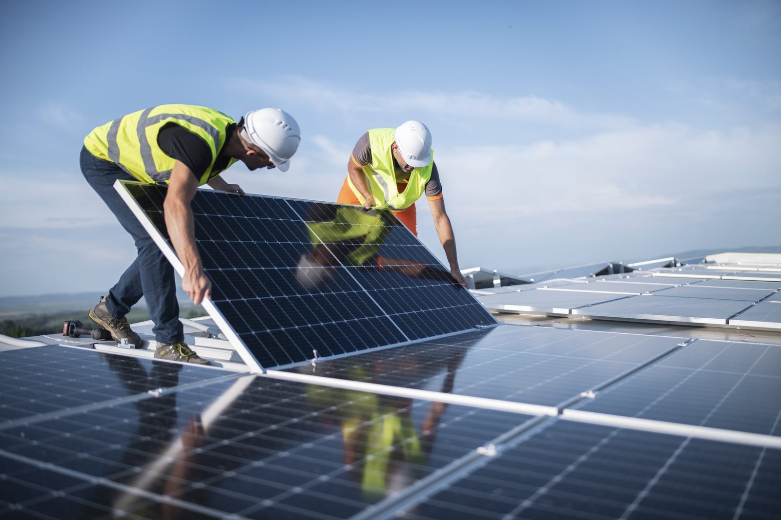 Desmistificando o custo da energia solar para casas e empresas