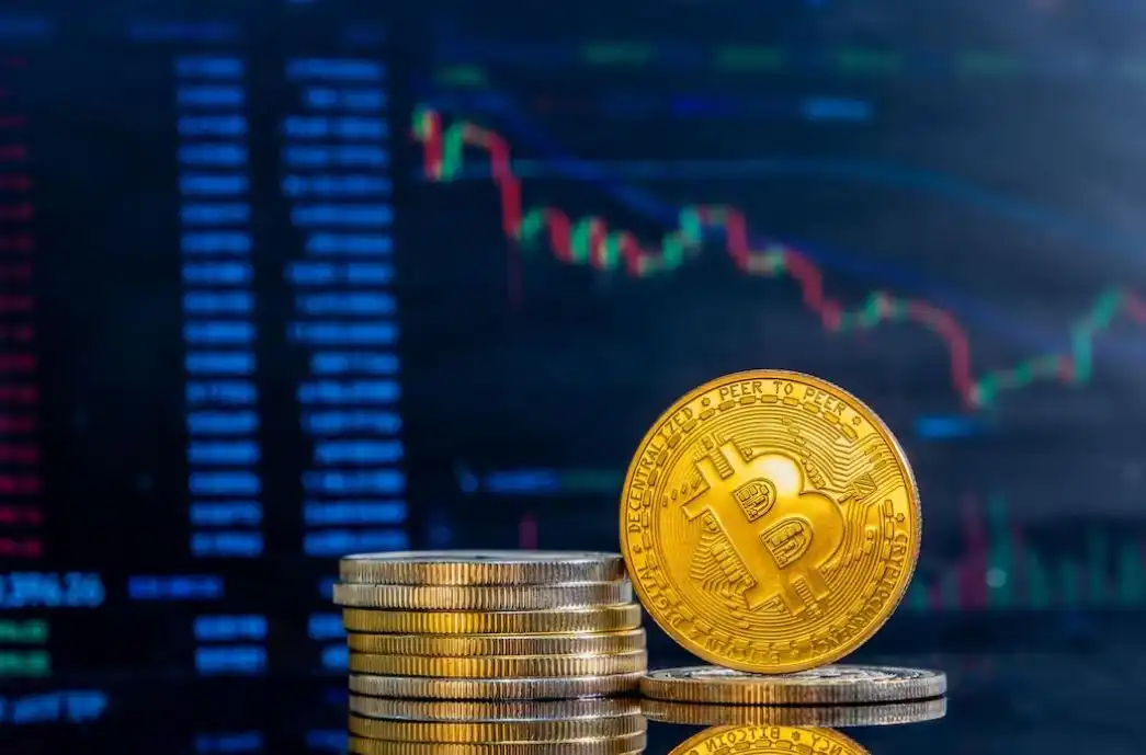 Falência bilionária, investigações e fraudes: 2022 foi o ano que quebrou o bitcoin