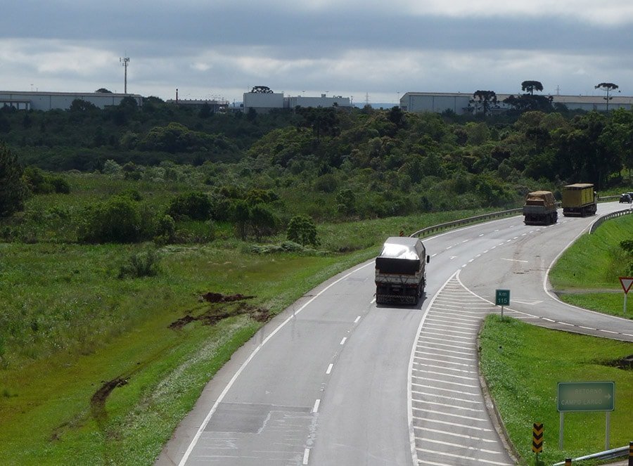 Rodovias brasileiras quase dobram o número de multas aplicadas nos últimos anos