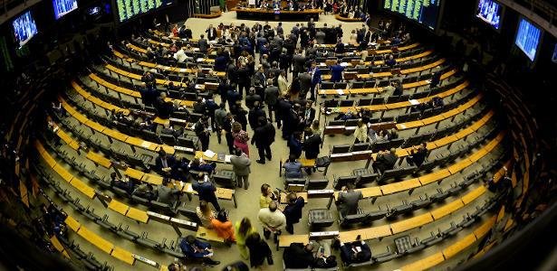 Desenrola: Frentes parlamentares rejeitam mudar parcelamento sem juros