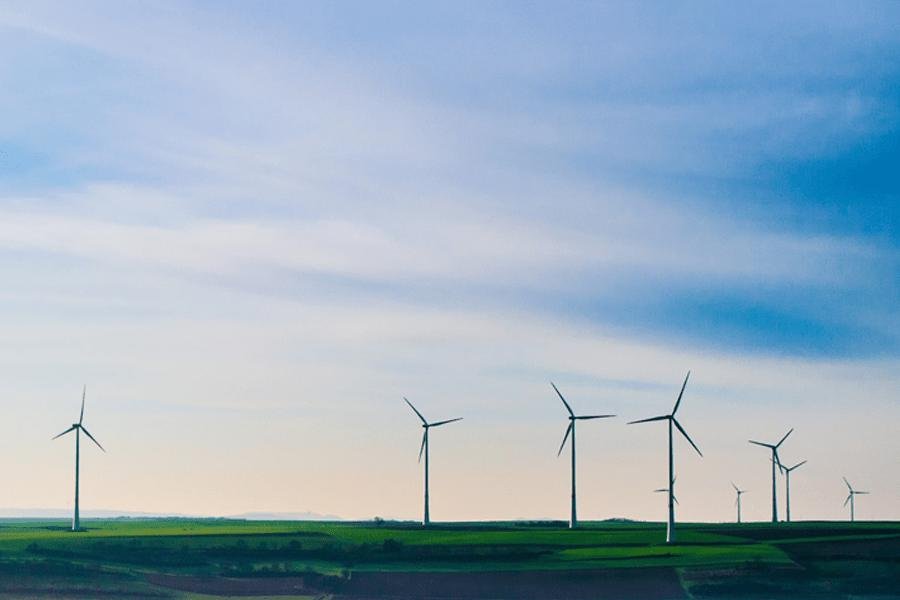 Há um défice de 18 biliões de dólares para transição energética