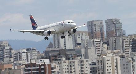 Passagem aérea sobe 48% em um ano