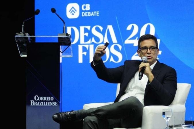 Campos Neto diz que BC vai avançar na monetização de dados financeiros