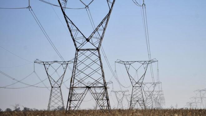 Destaques no leilão de transmissão de energia da Aneel