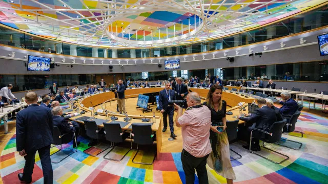 Portugal com aval da UE para gastar em defesa sem contar para procedimento de défice