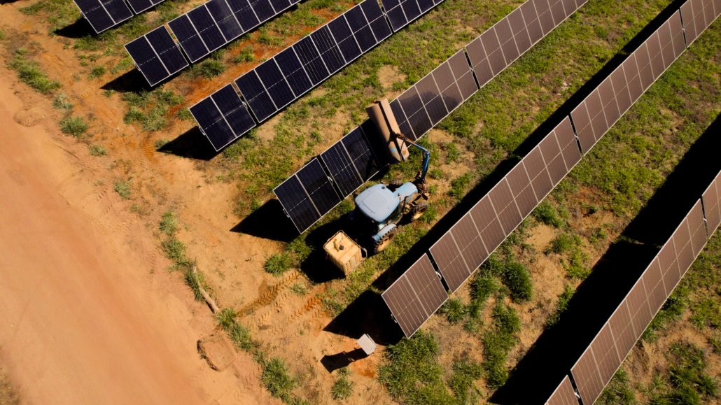 Empresa utiliza IA para potencializar eficiência, segurança e sustentabilidade em projetos de energia solar 